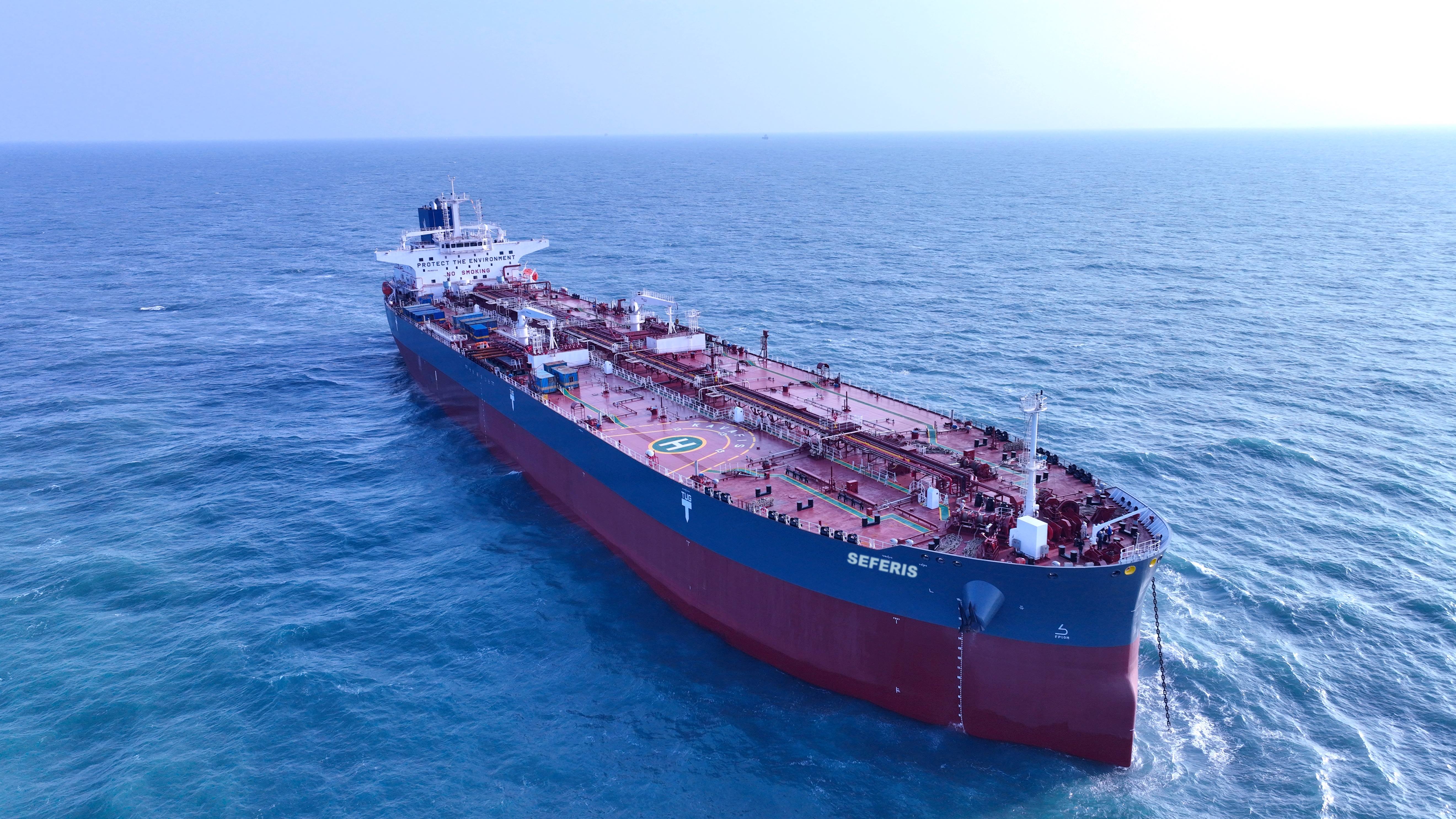 图2：2023年5月29日，外成人电影
签字交付11.4万吨阿芙拉型成品油轮“赛弗里斯（SEFERIS）”号.jpg